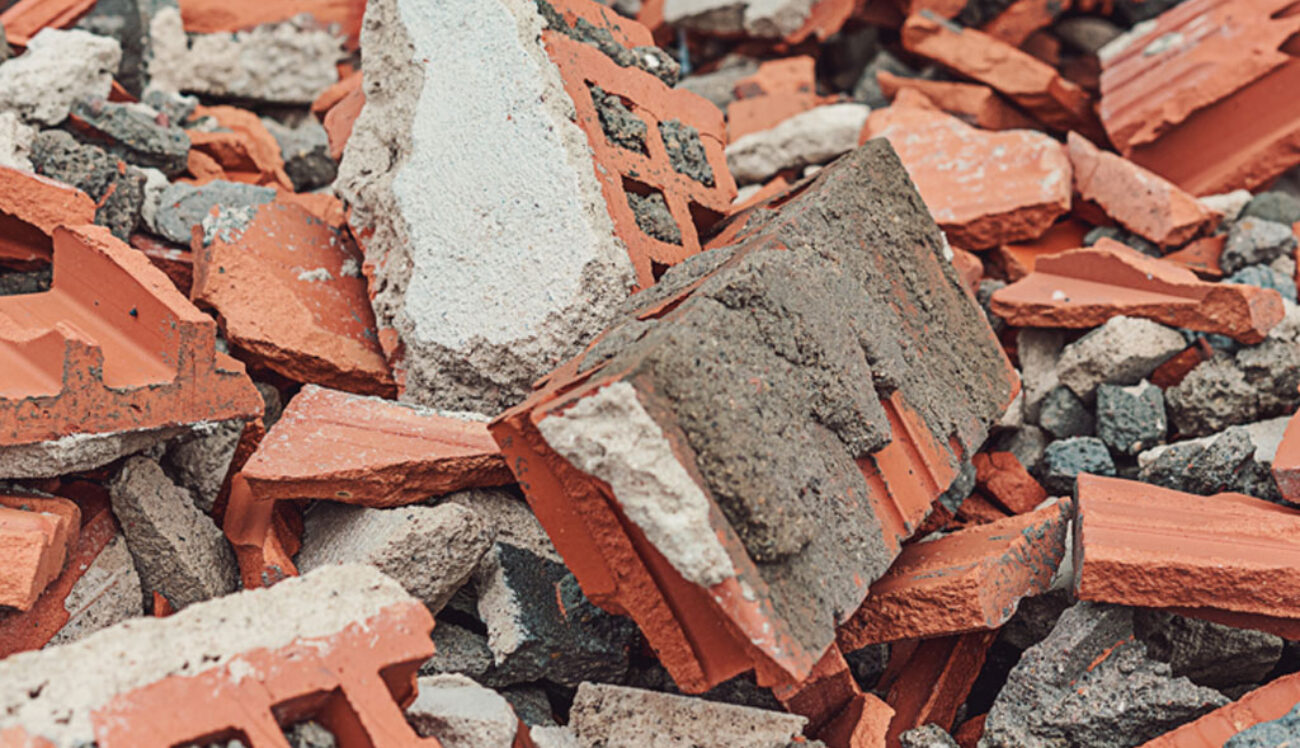 Buang-Puing-Bangunan-1